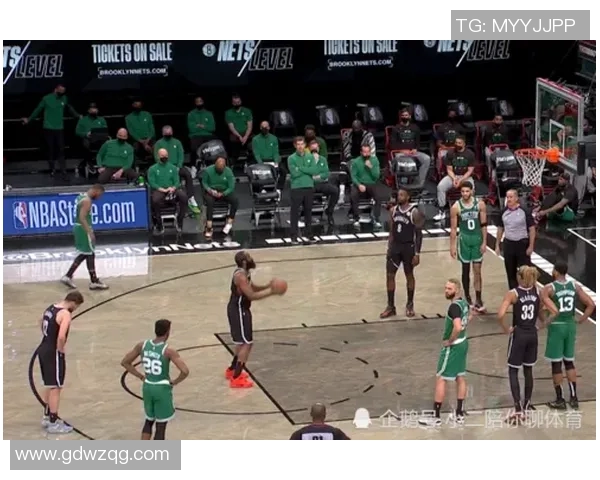 篮网与魔术激战正酣腾讯直播全程带你体验精彩瞬间